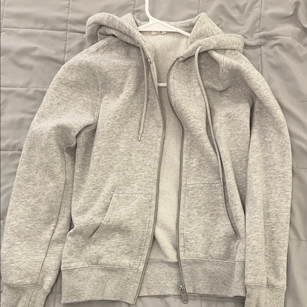 brandy melville grey zip up regular fit